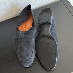 Elegant Men's Suede Loafers - Charcoal